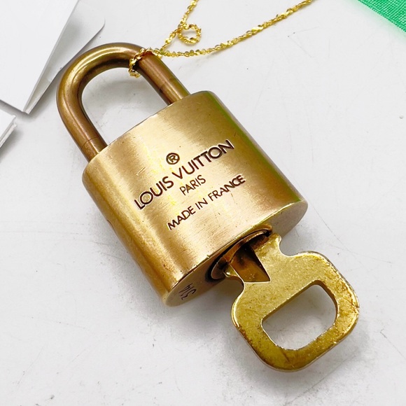 Louis Vuitton Lock & Key #314 Pi Day w/After Market 18K Gold over Silver Chain - Picture 11 of 17